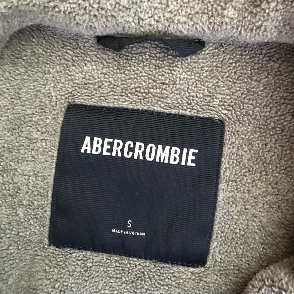 ✨ A&F JACKET ✨ - Picture 3 of 3
